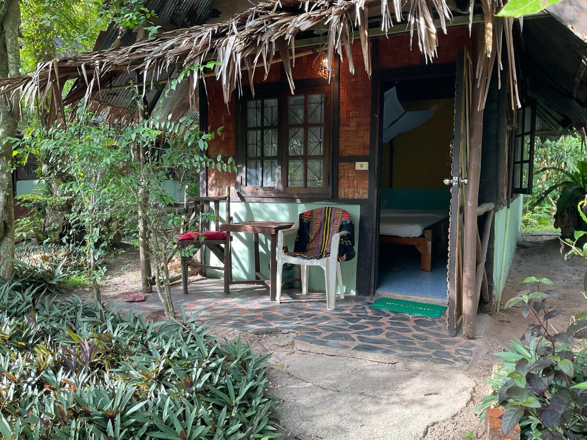 Hotel Dawn Of Happiness Ao Nam Mao Exteriér fotografie